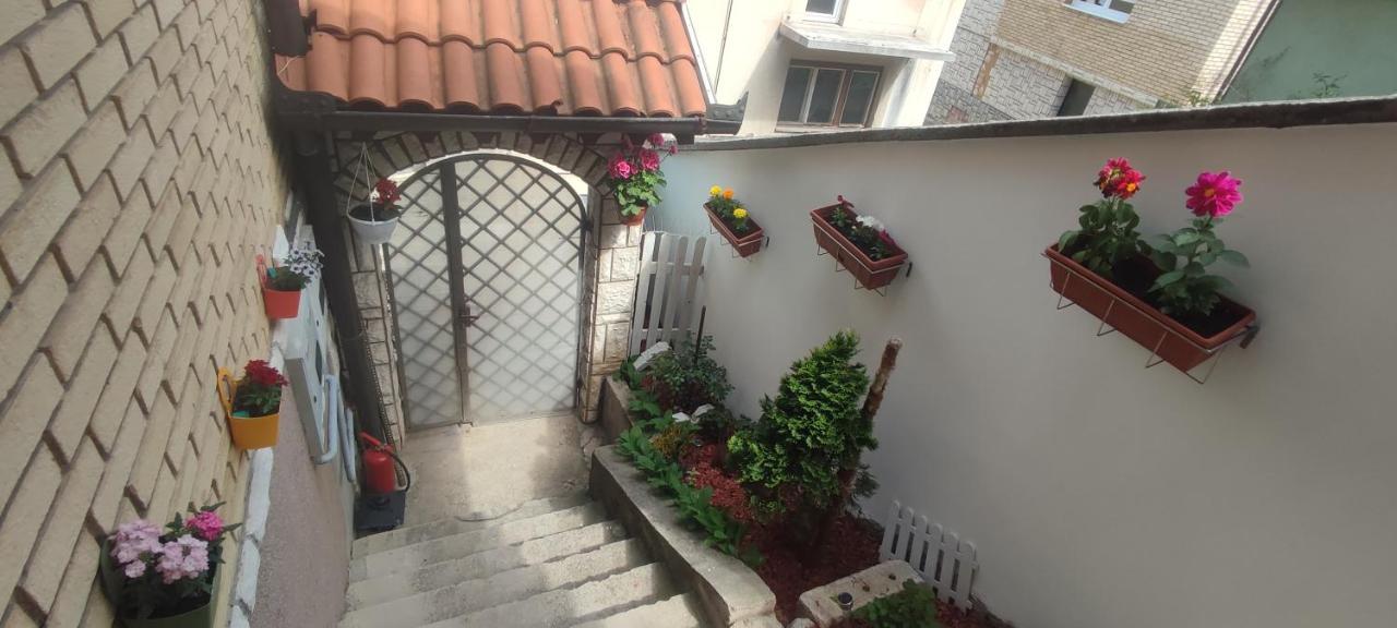 Holiday Home Old Town SJJ Esterno foto